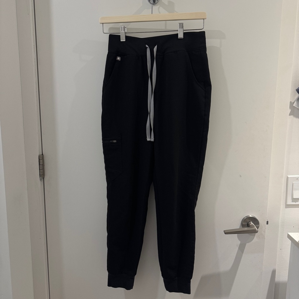 Figs Women’s Zamora High Rise Black Joggers